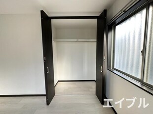 ライフステージ山野　Ａ棟の物件内観写真